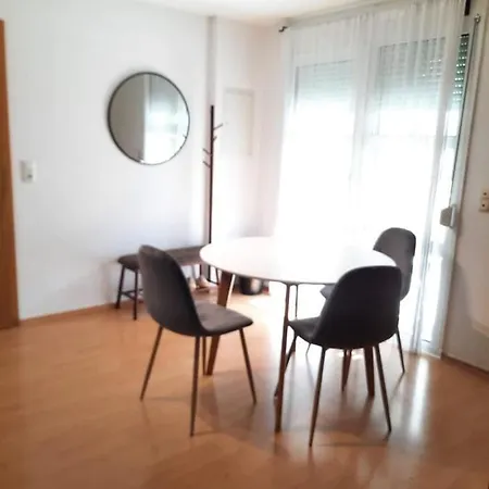 Daire Neu Ruhig Zentral Nahe Burgberg Mit Stellplatz *